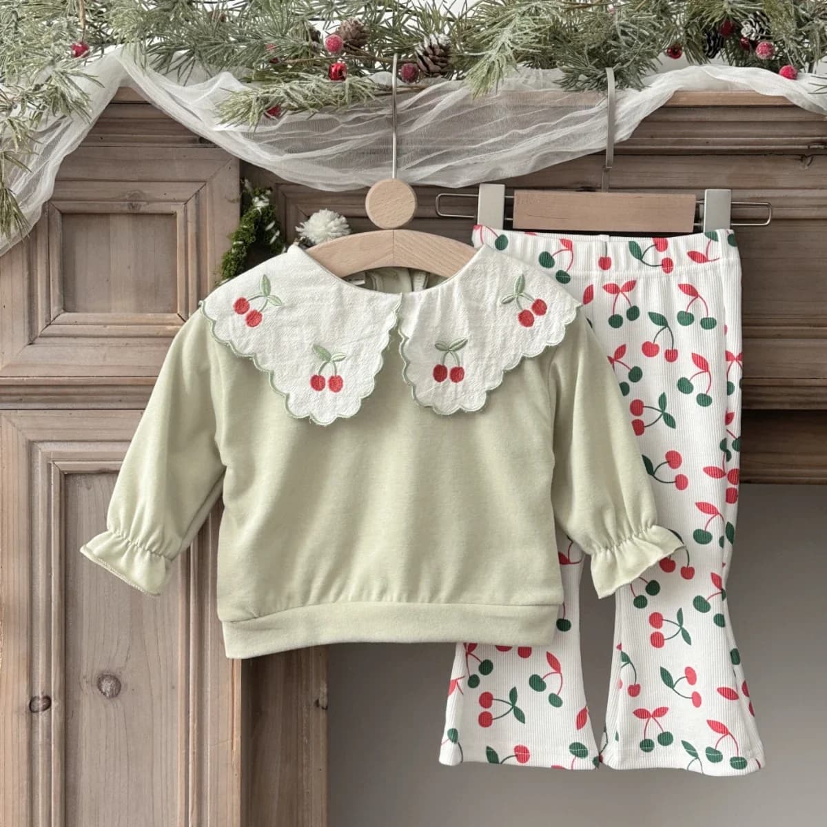 Autunno Bambino Neonate Vestito Cherry Ricamo Risvolto Felpa a maniche lunghe Pantaloni in vita elastica Abiti primaverili