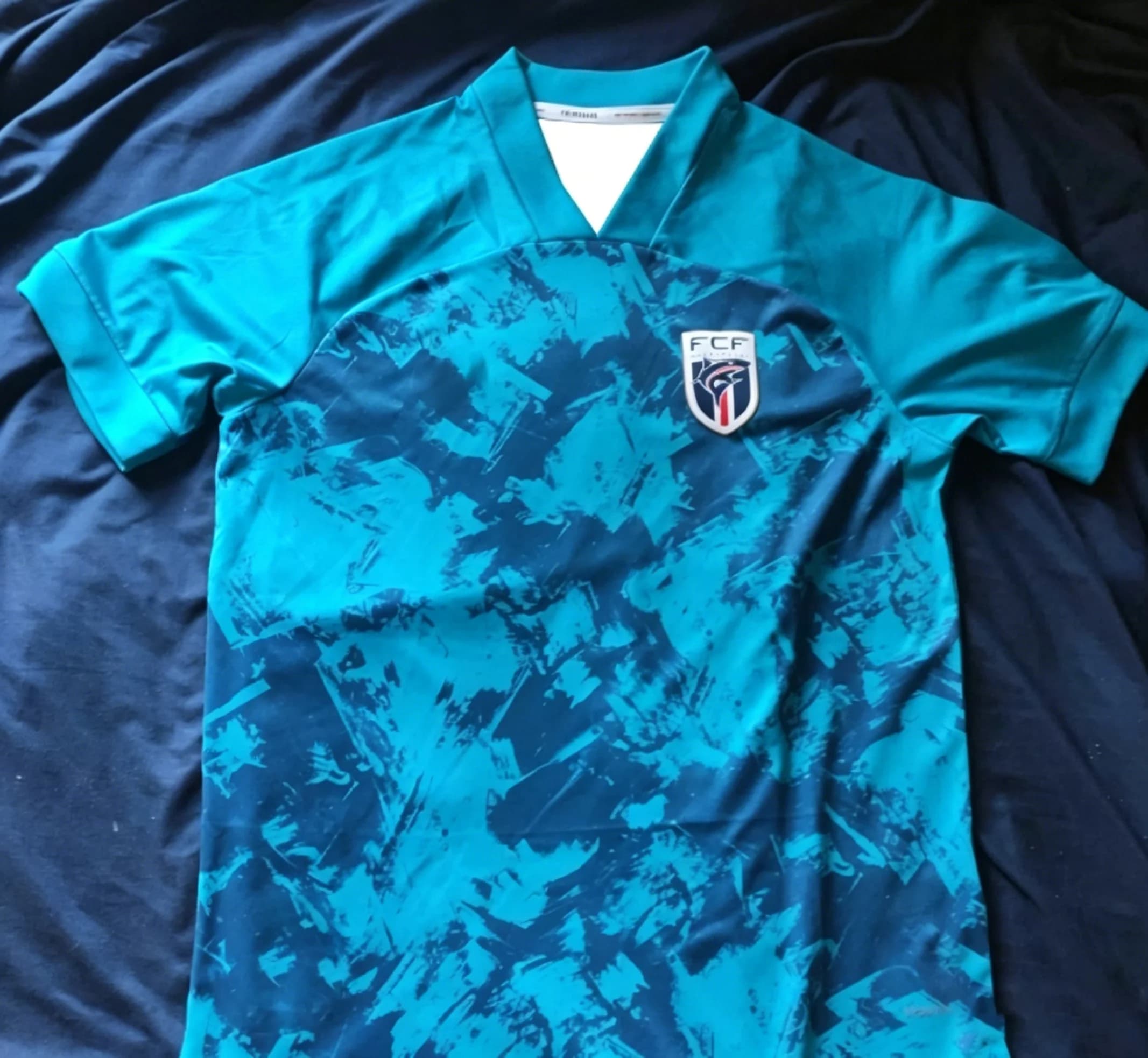 Maglia da Calcio Stile Capo Verde, Maglietta Sportiva con Grafica Astratta Verde Acqua, Top Sportivo Leggero e Traspirante per Uomini e Collezionisti