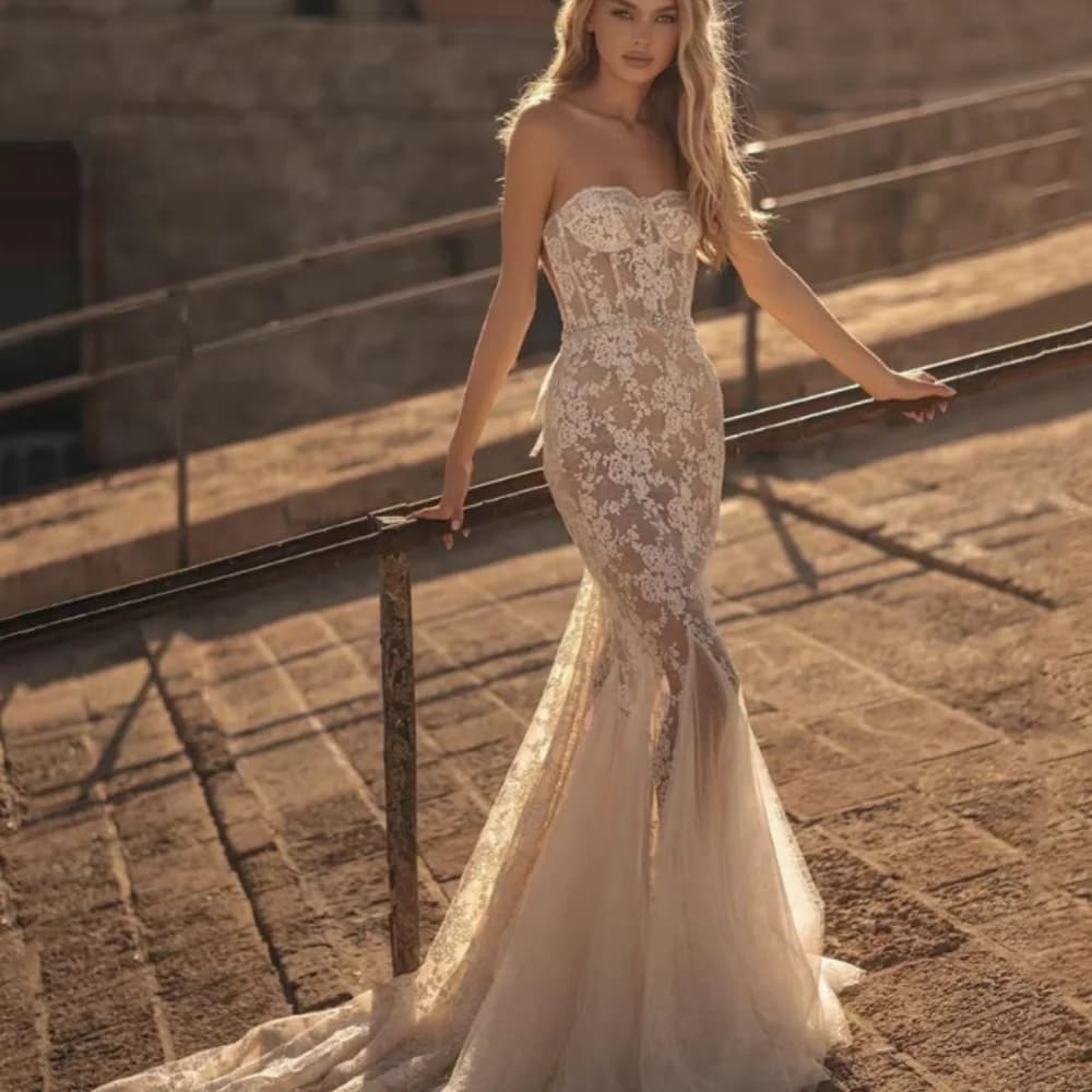 Abiti da sposa personalizzati Boho in pizzo Sirena Abiti da sposa di lusso senza schienale Sweetheat Neck Abiti da sposa Illsion vestido de novia