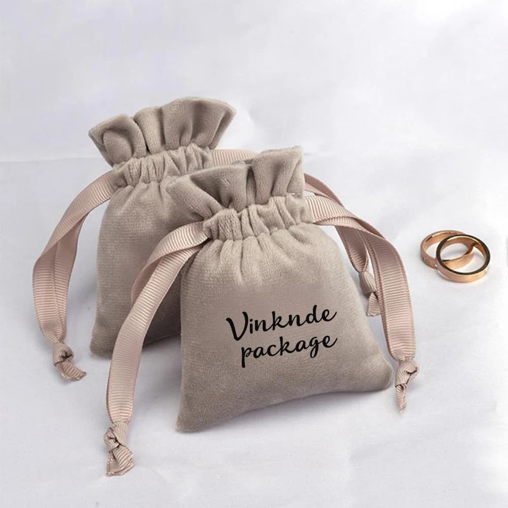 100 pezzi fai da te personalizzato velluto flanella gioielli con coulisse sacchetto regalo stampa logo sacchetto di imballaggio per orecchini bomboniere ospiti