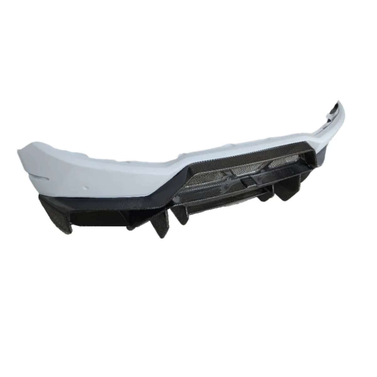 Suitable for Lamborghini Huracan LP610 LP580 retrofit upgrade V-type semi carbon fiber rear bumper rear diffuser body kit