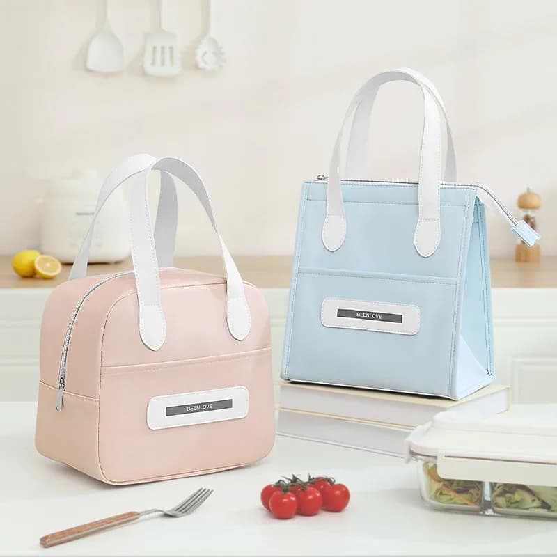 Nuova graziosa borsa termica per il pranzo per impiegati e studenti, borsa per il pranzo con isolamento termico, borsa per il pranzo portatile dall'aspetto elegante.