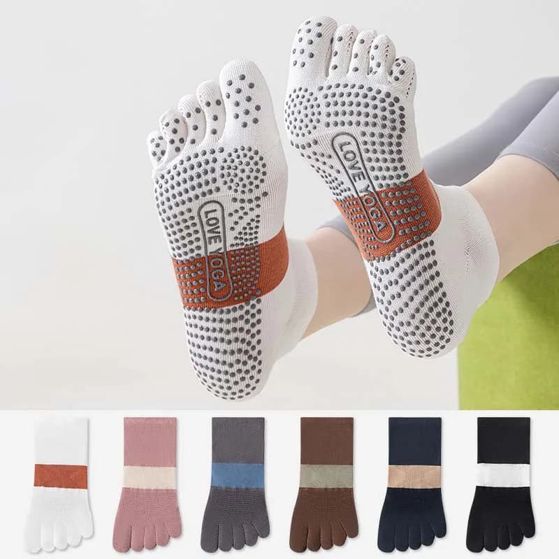 Fashionable sports pilates socks with tip divided by woman Yoga socks anti-odor without seams with colored silicone polka dots