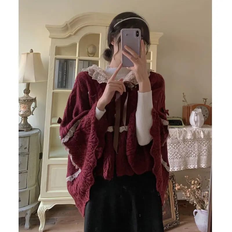 Abbigliamento Donna Autunno Inverno 2026, Maglione Vintage con Collo a Bambola in Pizzo, Rosso Vino, Morbido e Dolce