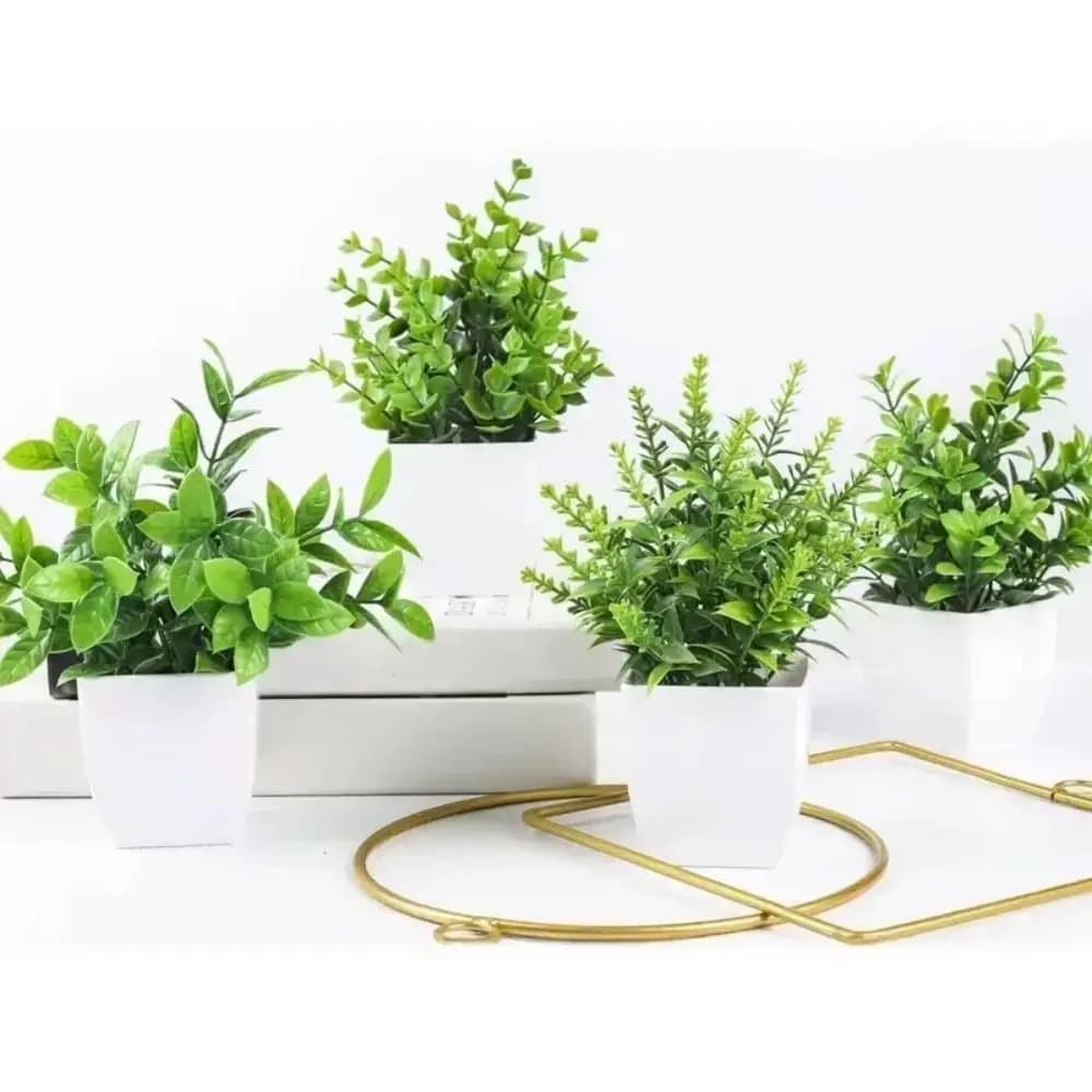 Maintenance Free Artificial Potted Plant Vivid Shape with Flower Pot Artificial Bonsai Evergreen Design Fake Green Plant