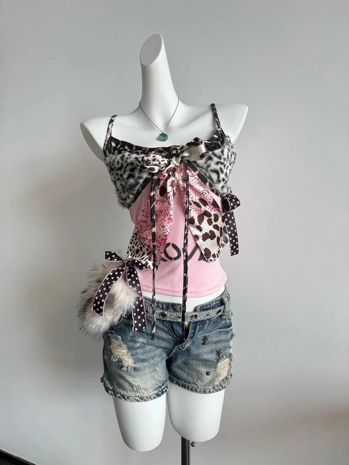 Kawaii Rosa Impiombato Leopardo Amore Polka Dot T-shirt senza maniche Y2K Donna 2025 Estate Arco sexy LVEO Stampato Hot Girl Bretelle Top