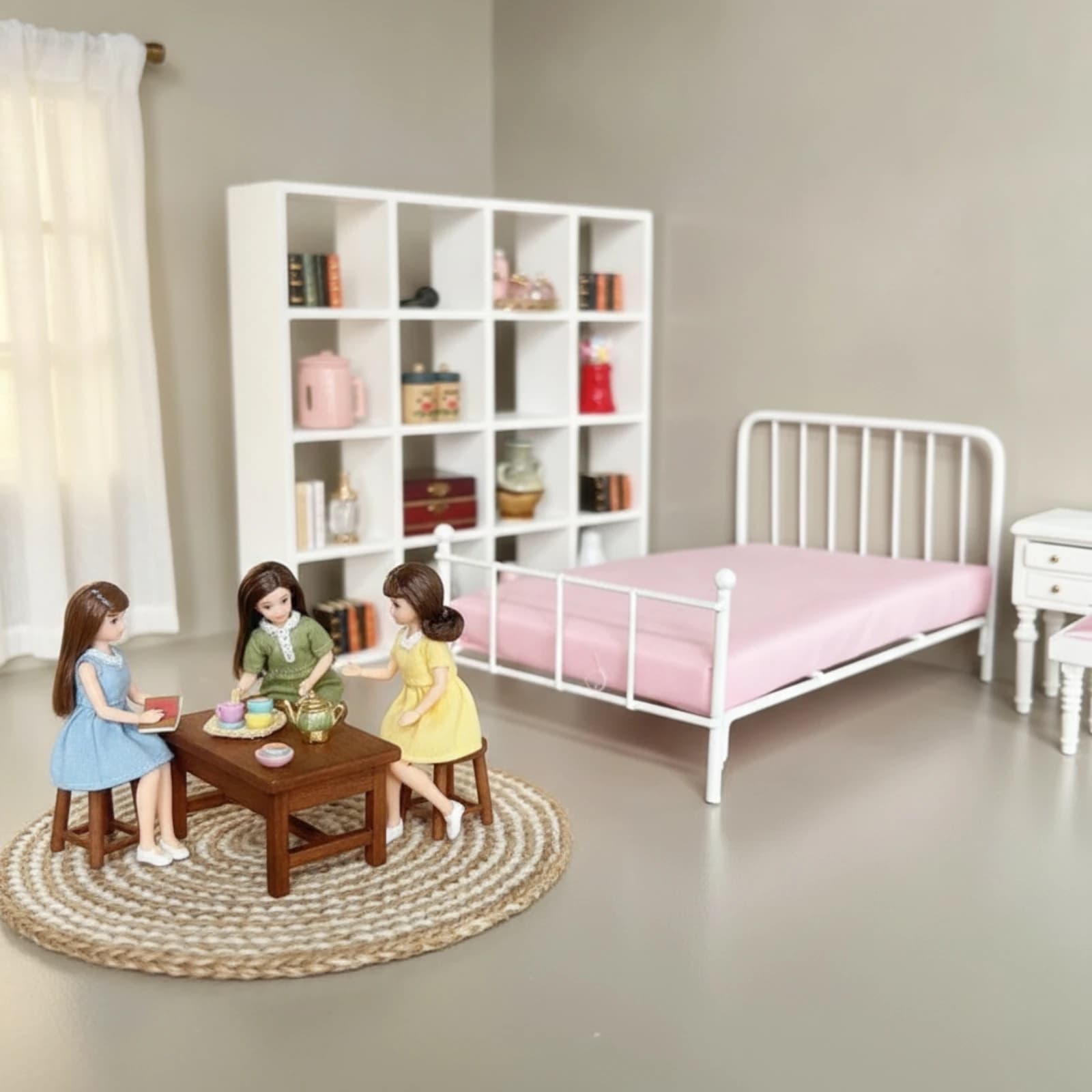 1:12 Scale Bed Removable Dollhouse Bed with Mattress Furniture Metal Realistic for Miniaturists, Room Box, Diorama