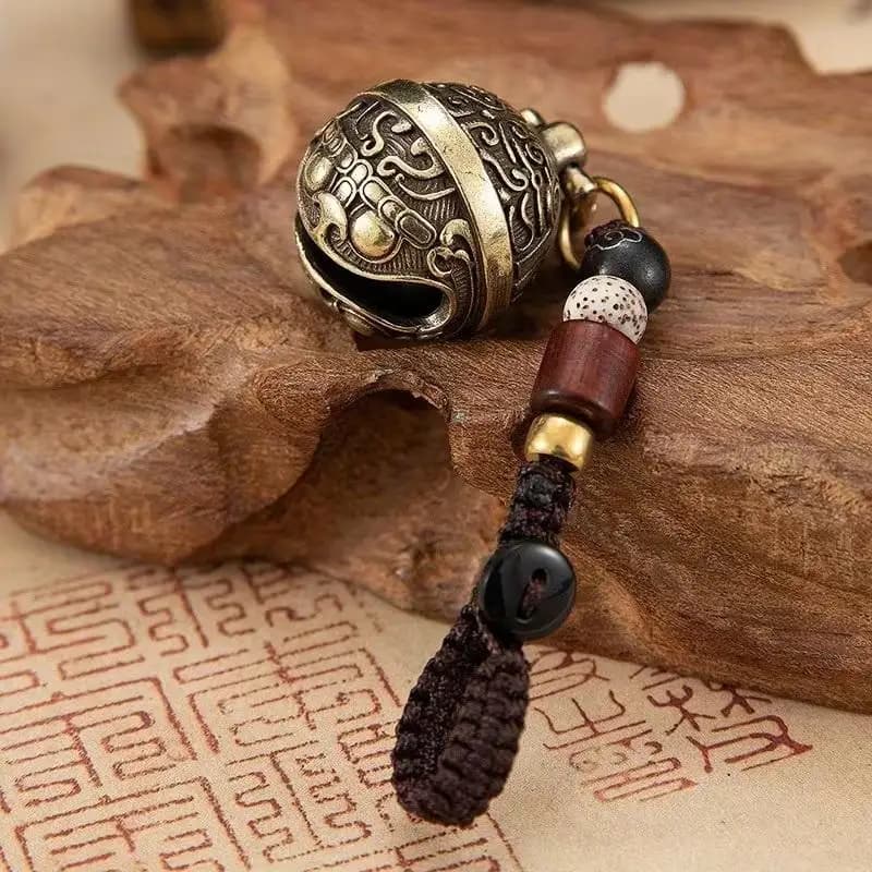 Retro Alloy Bell Car Keychain Pendant, Gluttonous Wind Chime Handmade Key Ring, Creative Small Gift For Men And Women