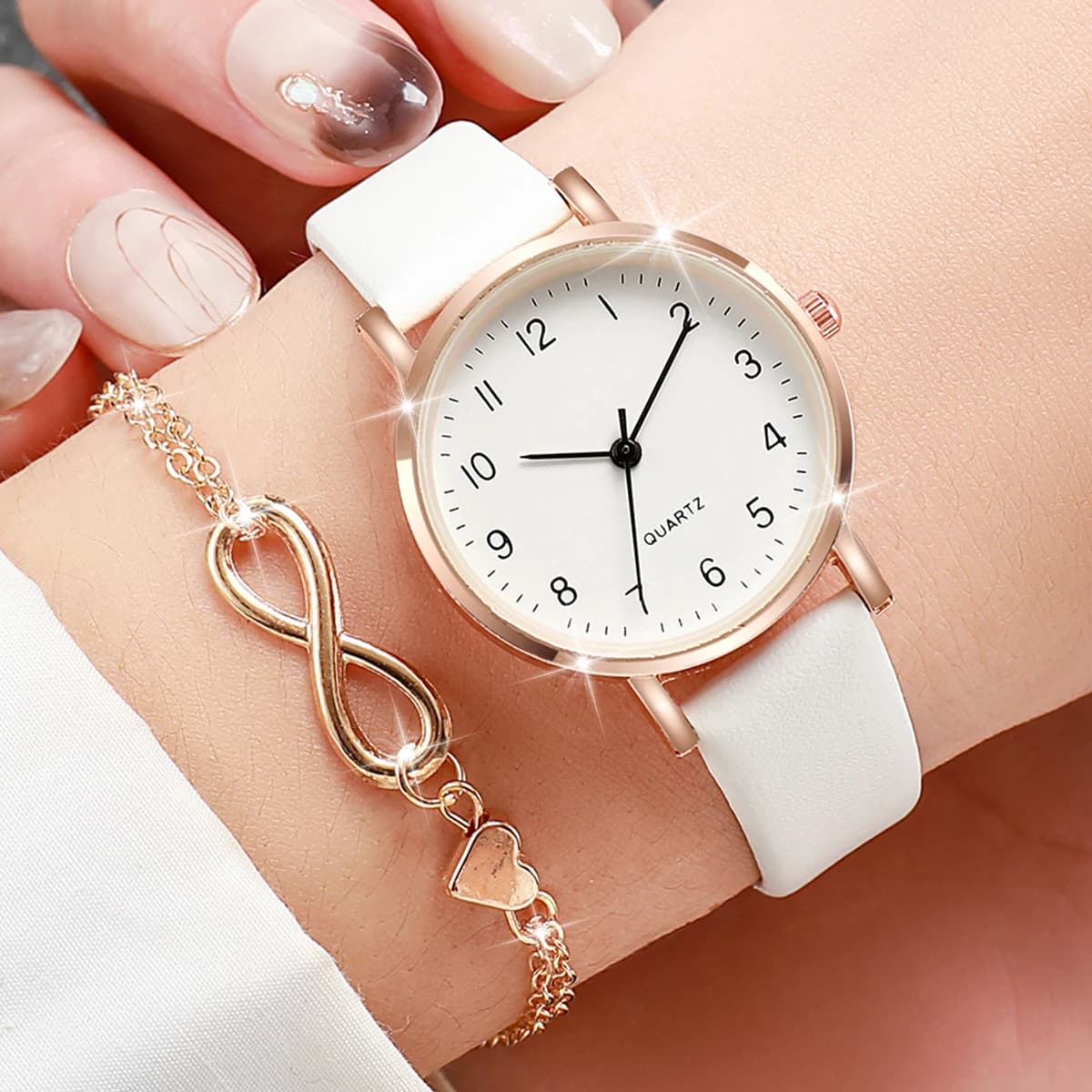 2 pezzi/set orologio da donna moda quadrante arabo cinturino in pelle orologi al quarzo set di braccialetti a cuore in oro