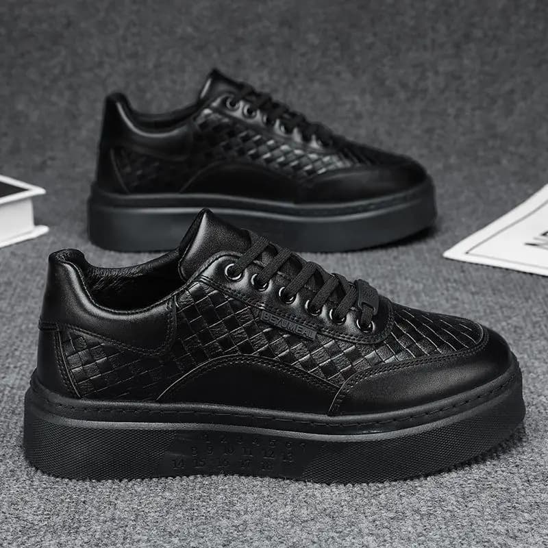 2026 Spring New Waterproof Men Sneakers Thick Sole Trendy Casual Business Office White Skateboard Shoes