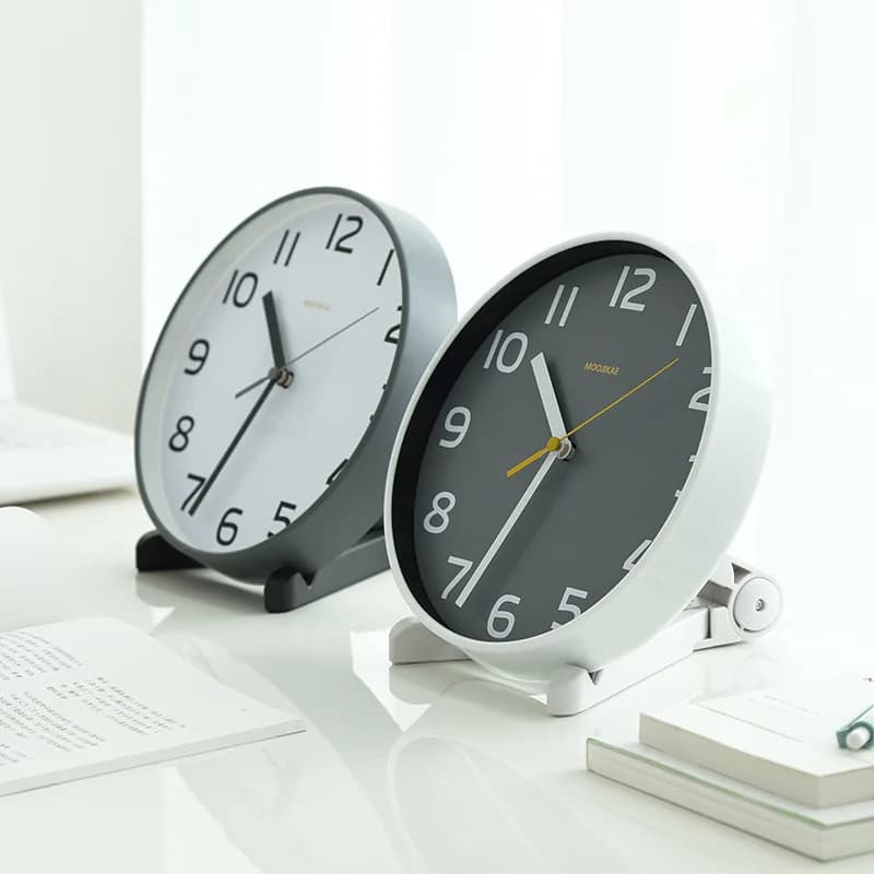Orologio da soggiorno, orologio da scrivania ornamentale, orologio da tavolo creativo europeo, orologio a pendolo silenzioso da camera da letto, piccolo orologio da parete da scrivania