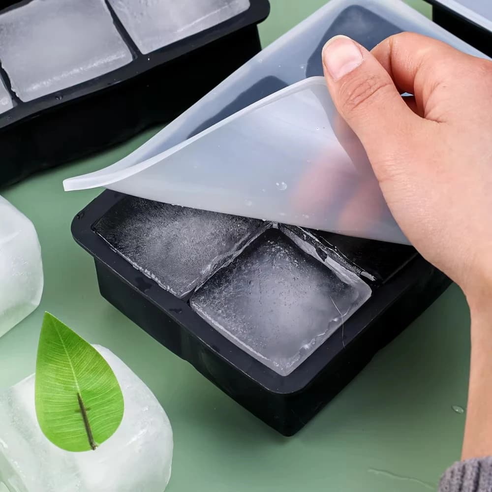 Stampo per Ghiaccio Grande a 4/6/8 Scomparti, Vassoio Quadrato in Silicone per Cubetti di Ghiaccio di Grado Alimentare, Modello per Blocchi di Ghiaccio per Pub e Vino