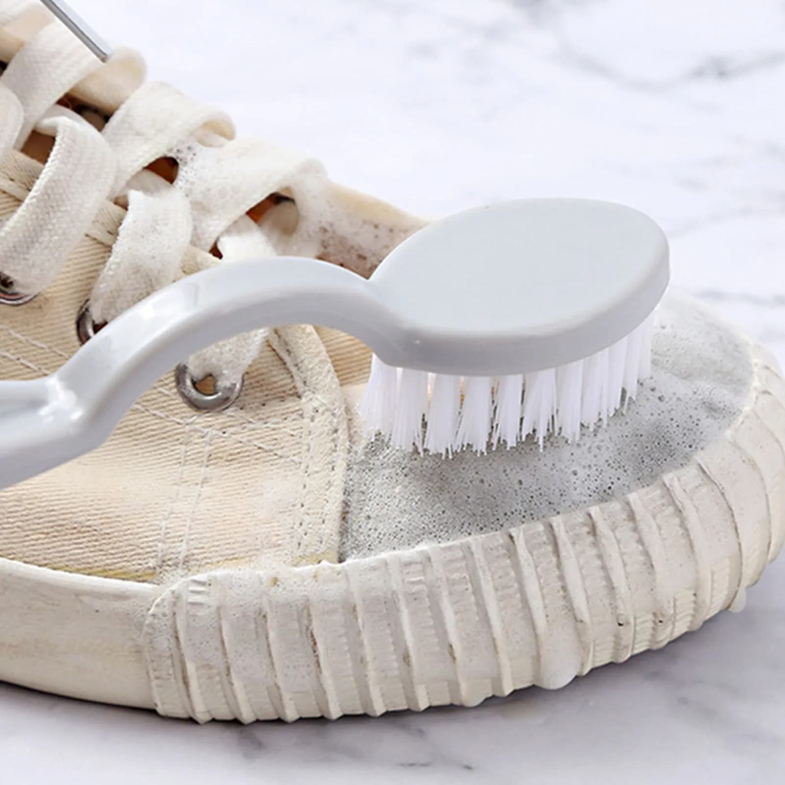 Spazzola per scarpe a doppia testa con manico lungo, spazzola per la pulizia delle scarpe, morbida, con foro per appendere, in plastica, impugnatura comoda, spazzola per la pulizia delle scarpe