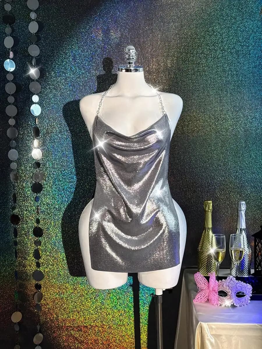 Sexy abito slip metallizzato argento, set lingerie per donna, abbigliamento da sera per feste.