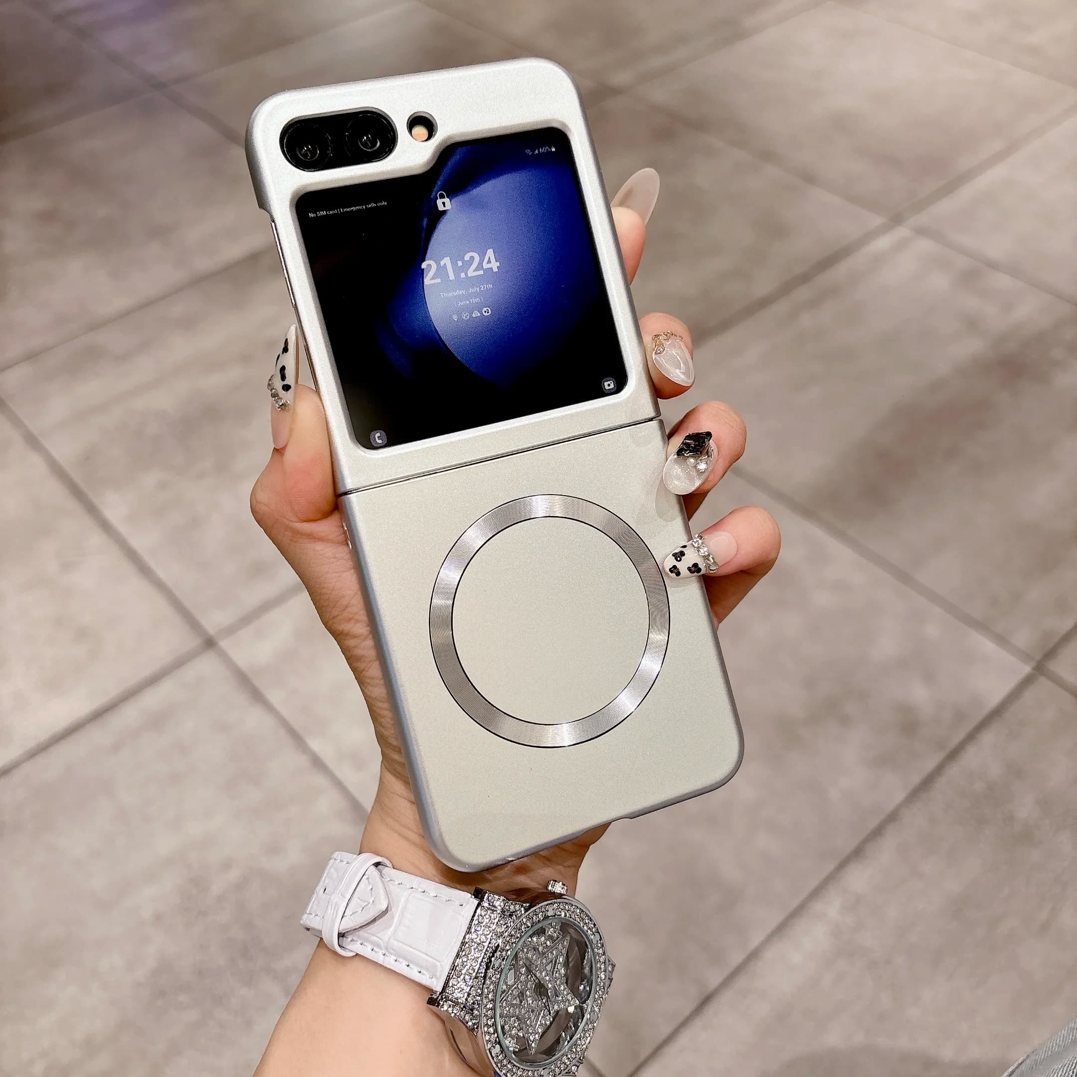 For Samsung Z Flip5 luxury Metallic paint magnetic case Car magnetic mount lightweight Mobile cover Shockproof Bumper Funda