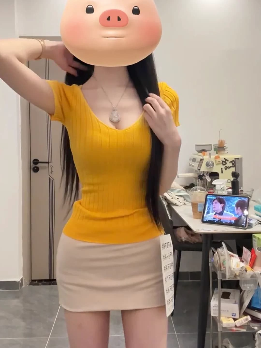 Sexy Yellow V-Neck Knitted Short Sleeve T-Shirt Top And High Waist Skirt Two-Piece Set for Young Women Summer Fashion