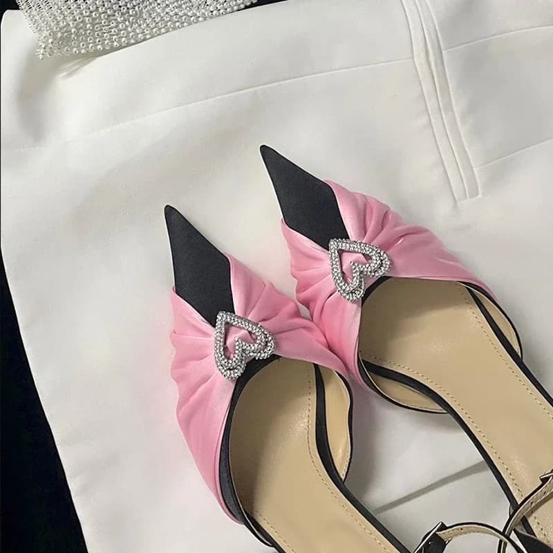 Cuore strass bowknot stiletto sandali francesi donna estate 2025 punta a punta cava fibbie chiuse scarpe tacco alto per le donne