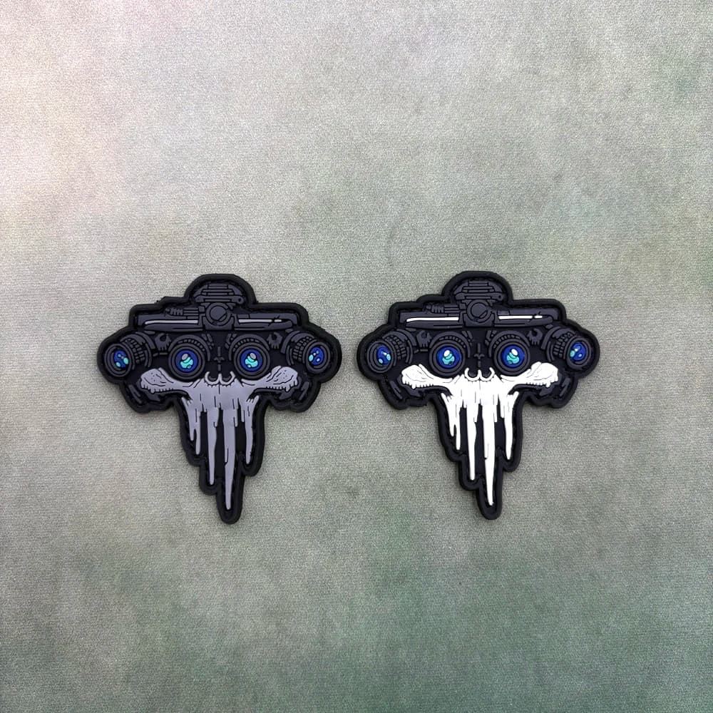 Patch in PVC a forma di teschio cosmico per gilet tattici/trasportini, distintivo adesivo con effetto luminoso, patch morale con chiusura a strappo per zaini, patch per abbigliamento, in gomma morbida