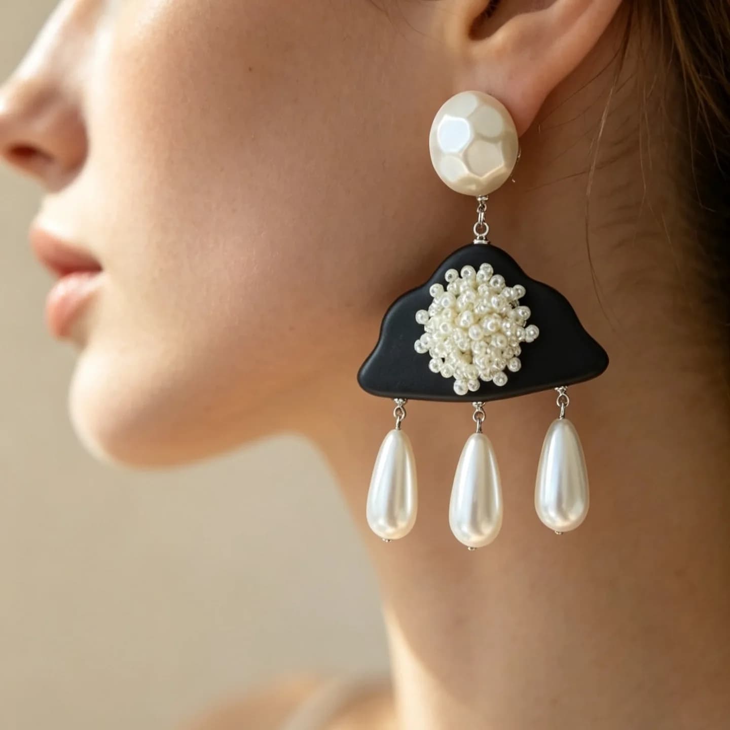 Vintage handmade seed bead flower earrings