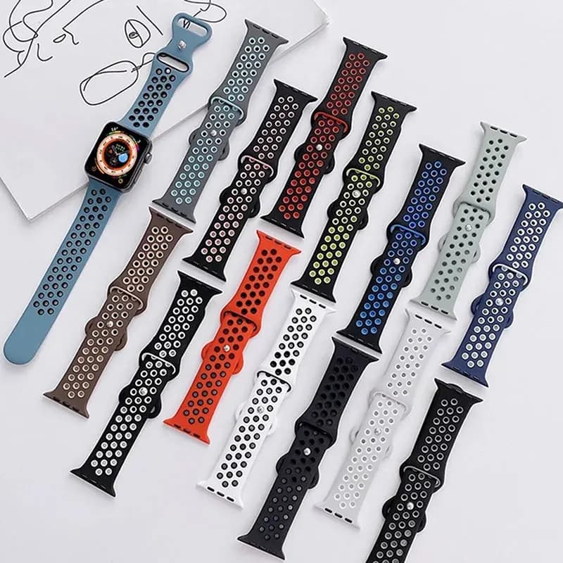 Cinturino sportivo per cinturino Apple Watch 44mm 40mm 42-41-46mm 45mm Bracciale in silicone con foro d'aria serie iWatch 9 10 8/7 6 SE 5 4 Ultra 49mm