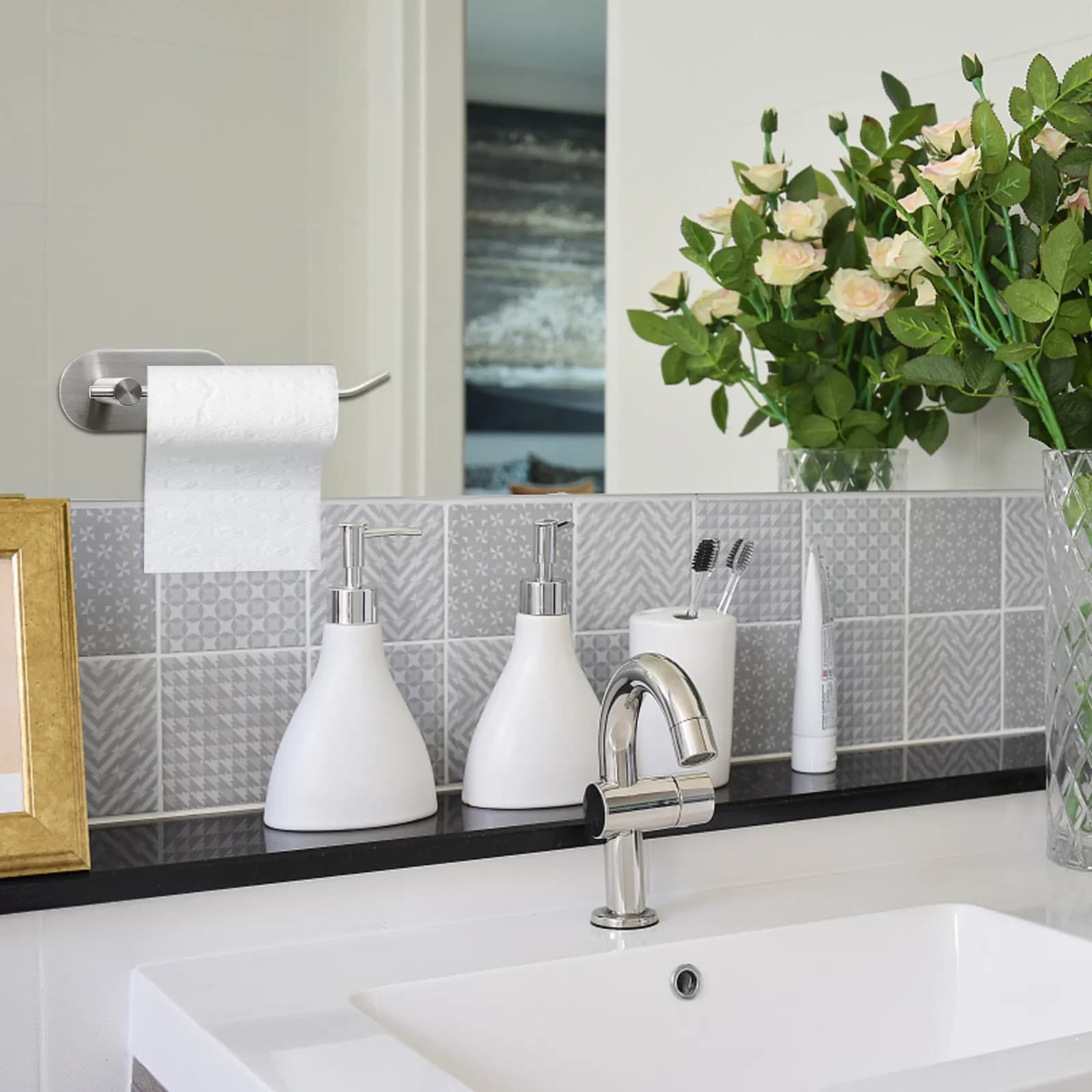Portasciugamani da Bagno in Acciaio Inox, Portarotolo da Parete, Design Moderno Salvaspazio per Cucina, Bagno, Soggiorno