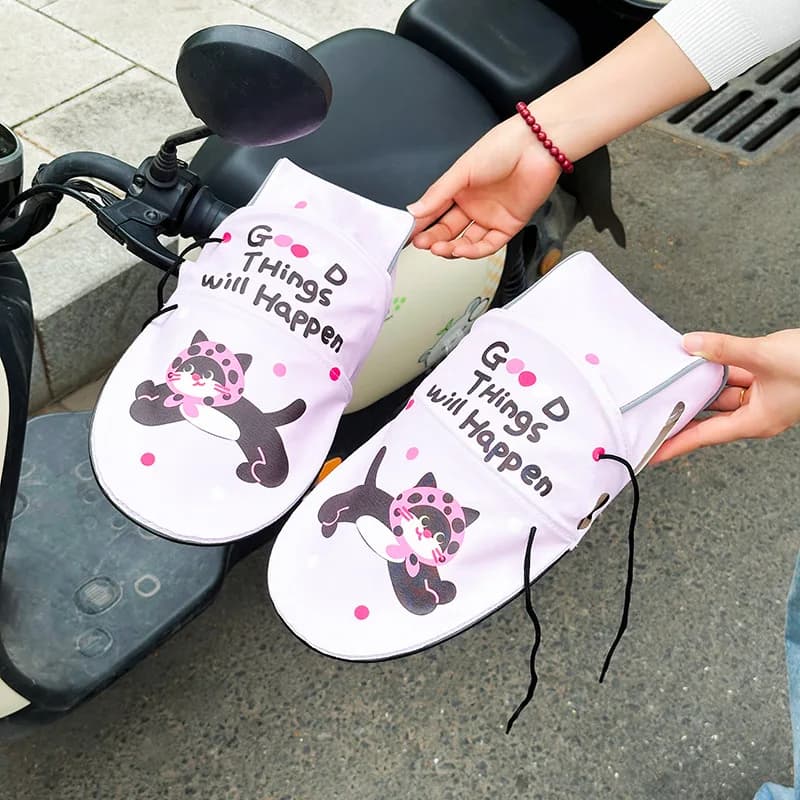 Sympathetic breathable handlebar gloves with 3D sunscreen UV protection Motorcycle gloves for summer solar protection for electric vehicles