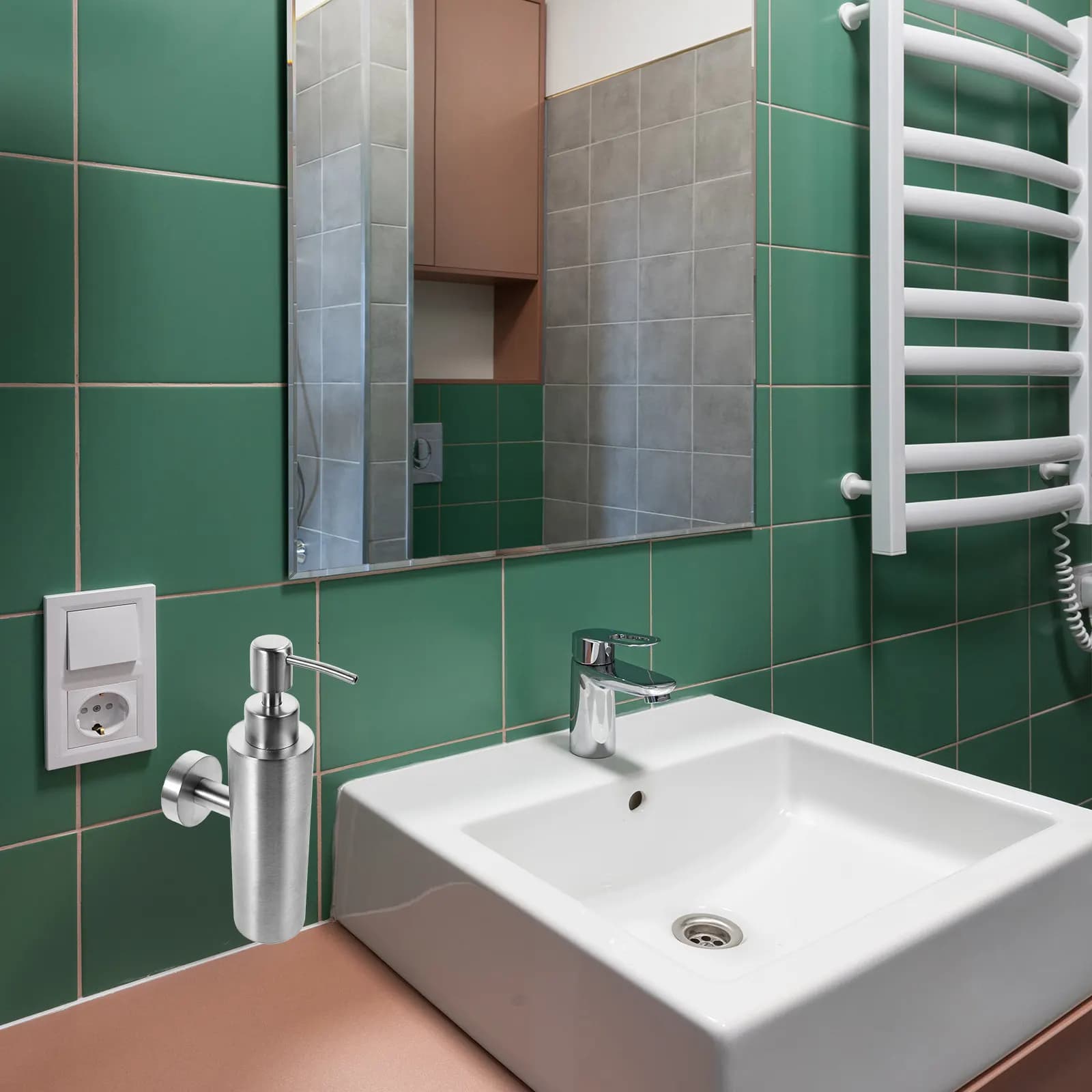 Dispenser di Sapone Ricaricabile da Parete in Acciaio Inox 304 con Pompa Manuale per Sapone, Shampoo e Bagnoschiuma in Bagno e Cucina