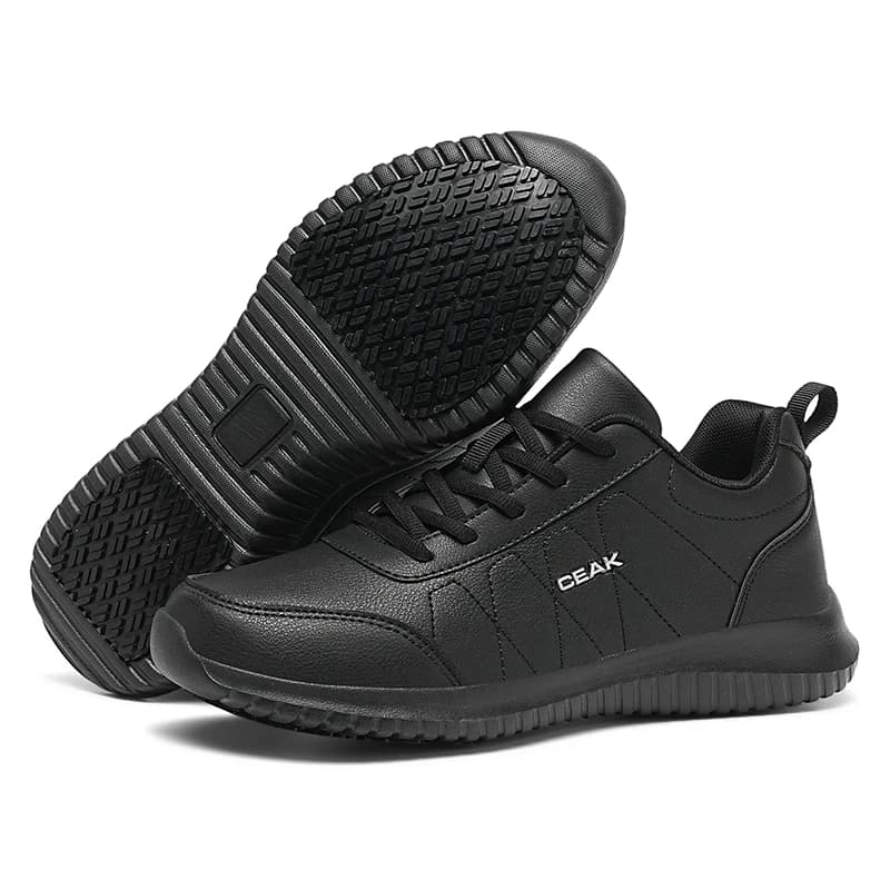 Scarpe da cuoco per hotel quattro stagioni Nuove scarpe da lavoro da cucina antiscivolo impermeabili a prova di olio scarpe da ginnastica da passeggio per uomo all'aperto leggere e traspiranti