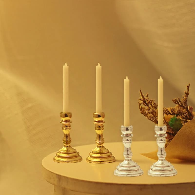 Portacandele per casa delle bambole in miniatura Candeliere in scala 1:12 Candelabri Decorazioni per la casa Accessori giocattolo per case delle bambole