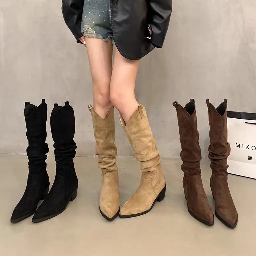 Long boots 2026 French retro coffee colored pile boots Western cowboy boots Autumn and winter high boots Women's boots