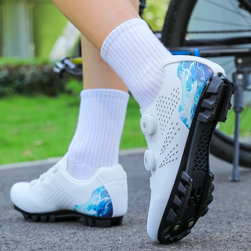 Scarpe da ciclismo professionali per mountain bike da uomo Scarpe da ginnastica per bicicletta da corsa autobloccanti per esterni con tacchetta piatta MTB