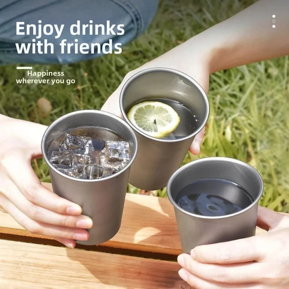 Tazza da Campeggio in Lega di Titanio, Design Antiurto, Texture Opaca, Boccale per Birra Argento 9*11cm, per Escursionismo