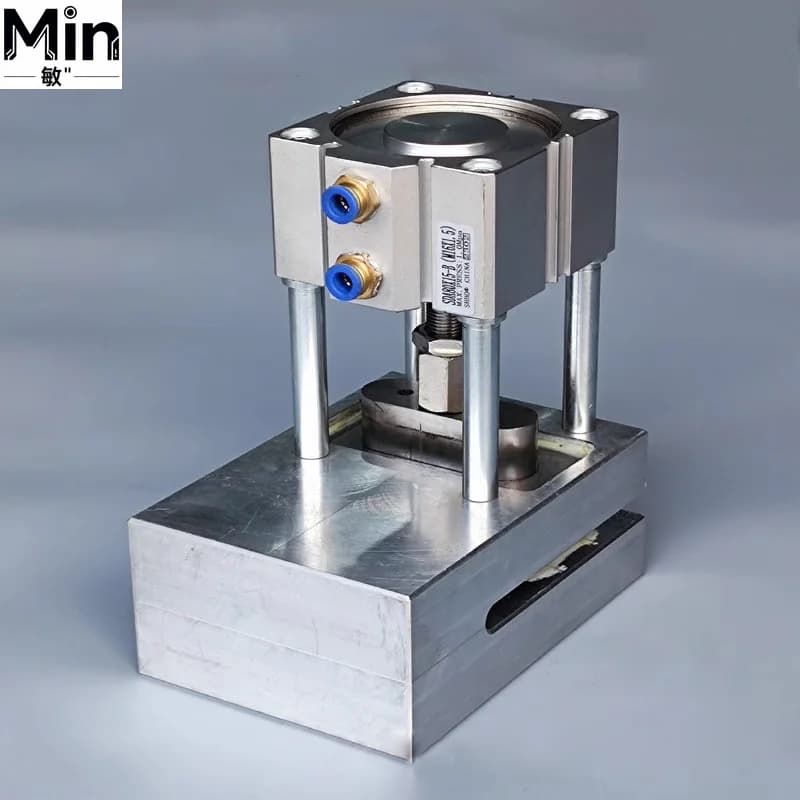 Pneumatic Bag Handle Punching Machine for Plastic Non Woven Fabric Flat Bag Handle Hole Punching for Packaging Production