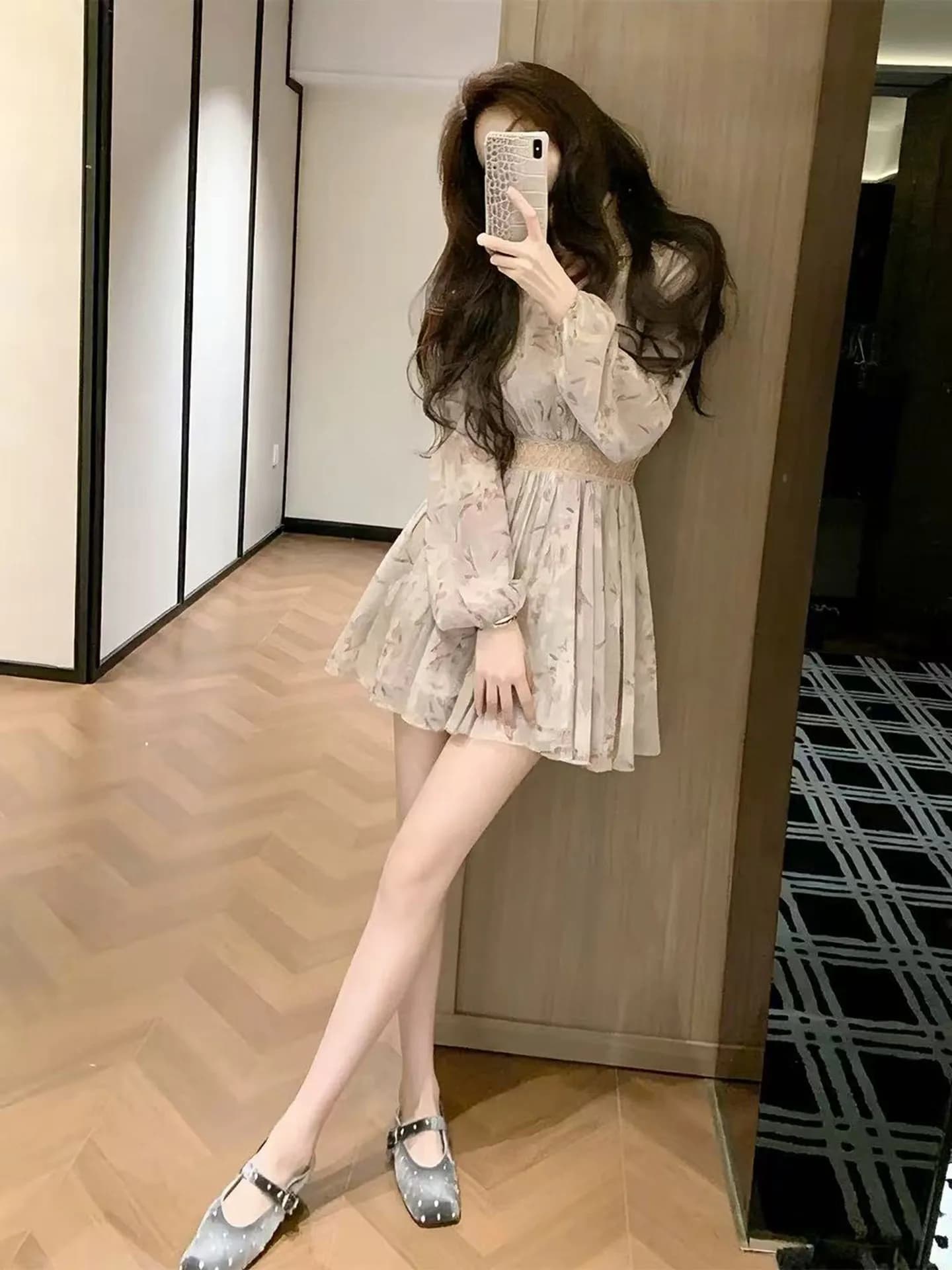 Floral Print Long Sleeve V-Neck Dress Women's Spring 2026 Hollow out Slimming Waist A-Line Skirt French Style Loose Fit Daily...