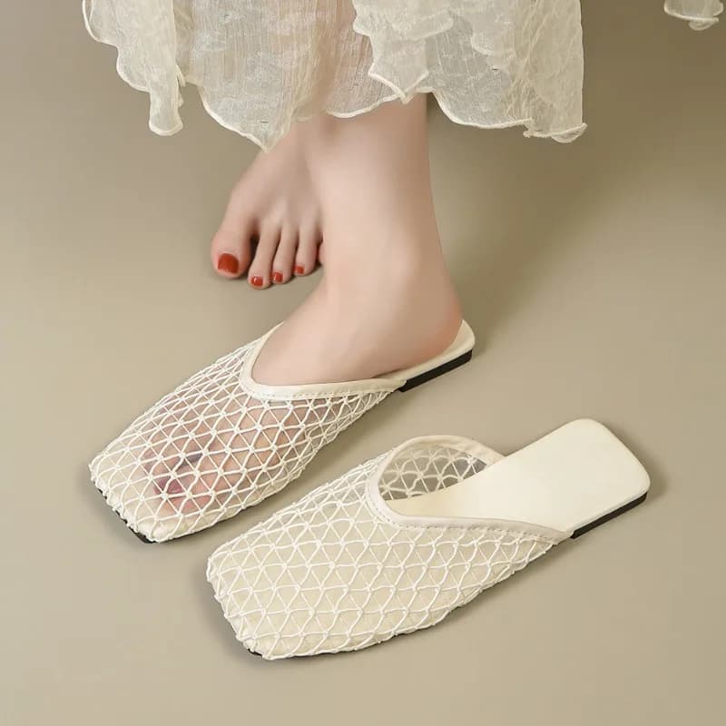 Women's Summer New Oversized Slippers with Mesh Hollow Casual Flat Bottomed and Back Empty Sandals for Women