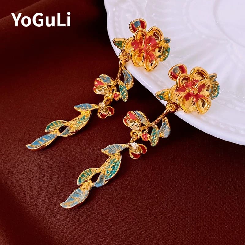 Orecchini di nappa del fiore di temperamento di lusso dei gioielli di moda per le donne Regali femminili Accessori per le orecchie di design delicato Vendita calda