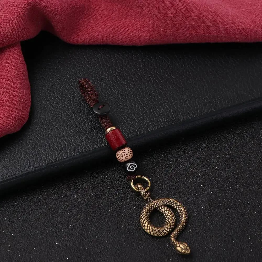 Creative Brass Zodiac Keychain Animals Wealth Snake Key Ring 2025 Year of Chinese Hand Rope Car Key Chain Men