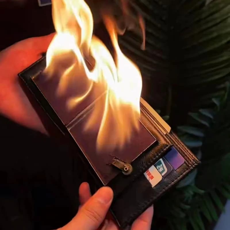 Portafoglio Magico 2-in-1 Personalizzato con Fiamma, Accessorio per Trucchi di Magia, Poker e Illusionismo