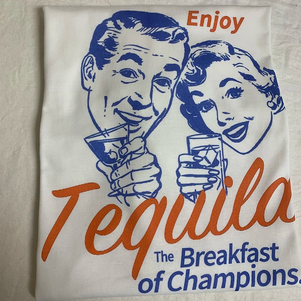 Goditi Tequila Retro Graphic Tee Vintage Fashion T-shirt Summer Women Hippie Cute Alcohol Drinking T-shirt top abbigliamento Unisex