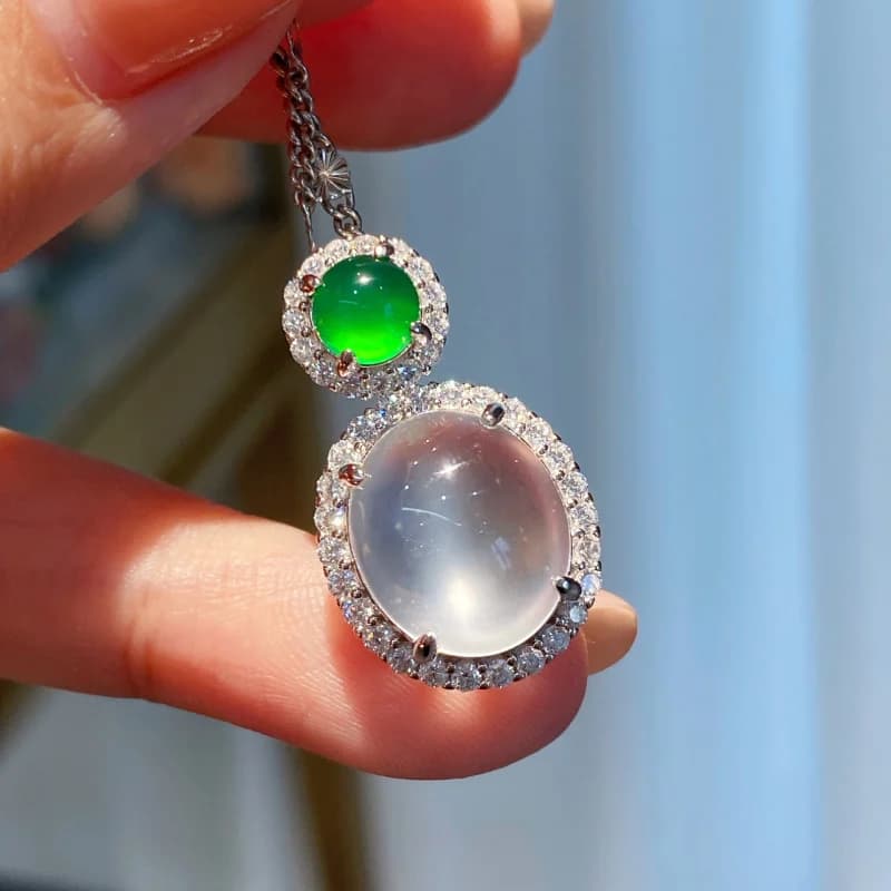 Ciondolo ovale con diamante pieno di calcedonio verde agata grigia trasparente ghiaccio naturale per donna Orecchini eleganti vintage a due pieghe
