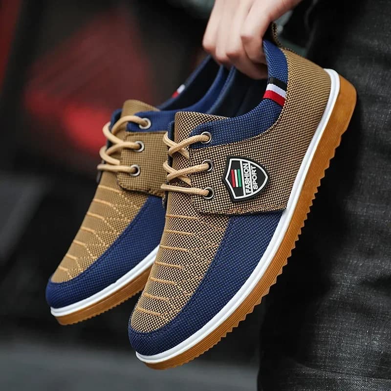 Scarpe di tela da uomo di moda Scarpe sportive leggere Scarpe estive da uomo in mesh traspirante Scarpe vulcanizzate Scarpe da ginnastica da uomo con lacci Scarpe da lavoro