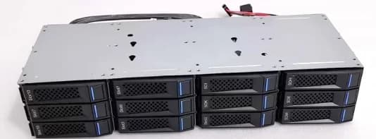 Backplane con gabbia per disco rigido da 12 alloggiamenti da 3,5 pollici sostituibile a caldo per archiviazione NAS