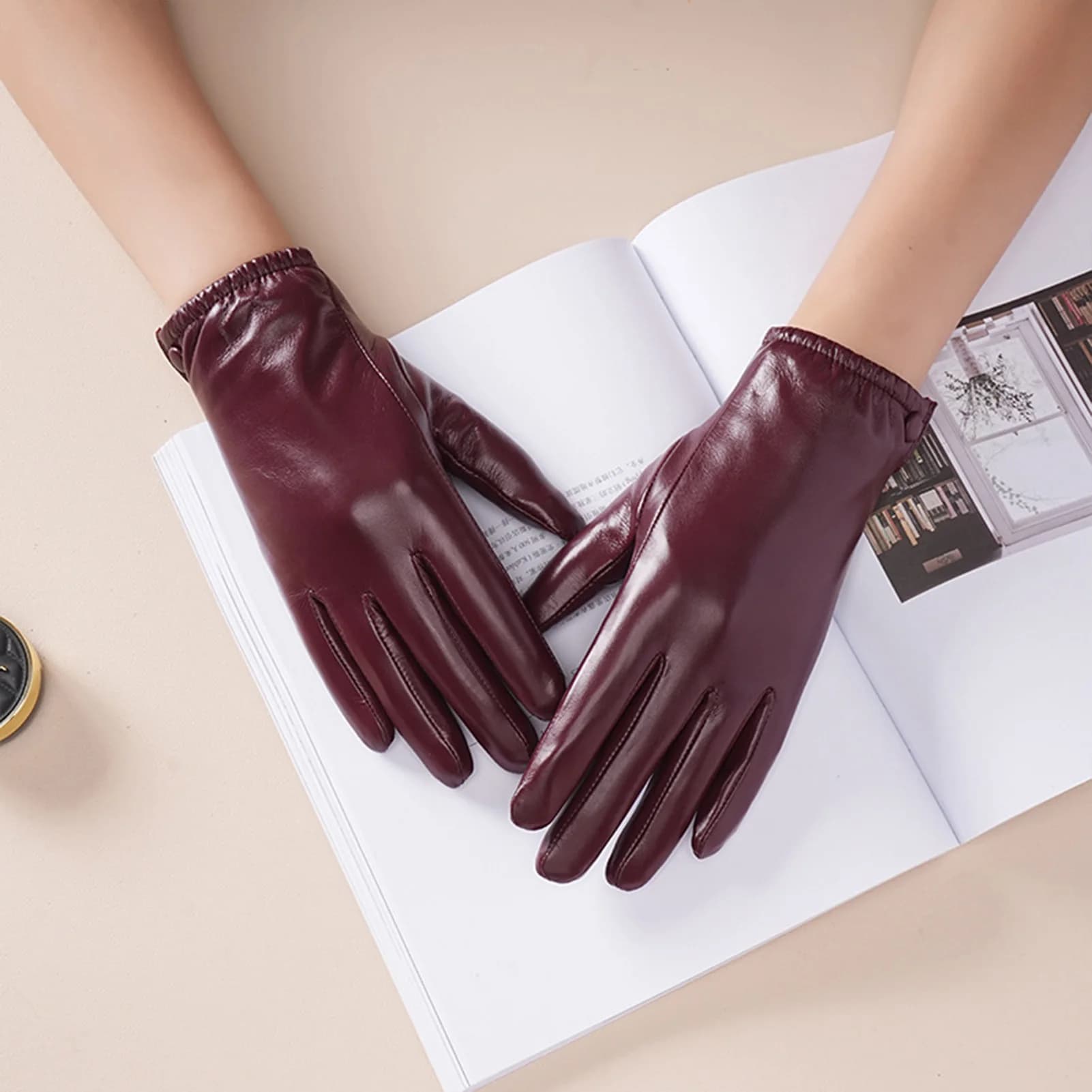 PU Leather Winter Warm Gloves with Touch Screen Design Warm Ladies Gloves for Sports Motorcycle and Work