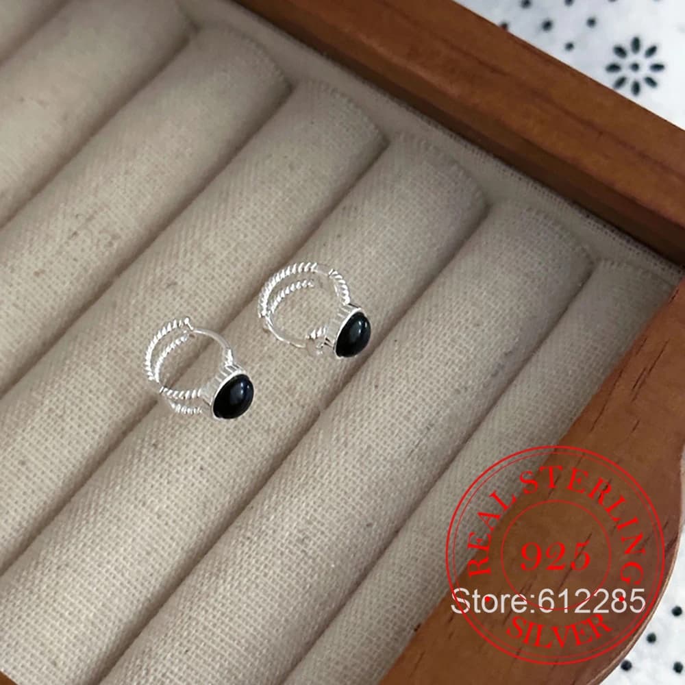 Orecchini a cerchio in pietra nera geometrica cava con gioielli in argento sterling 925 per le donne Gioielli per feste di nozze per ragazze Regalo per amiche