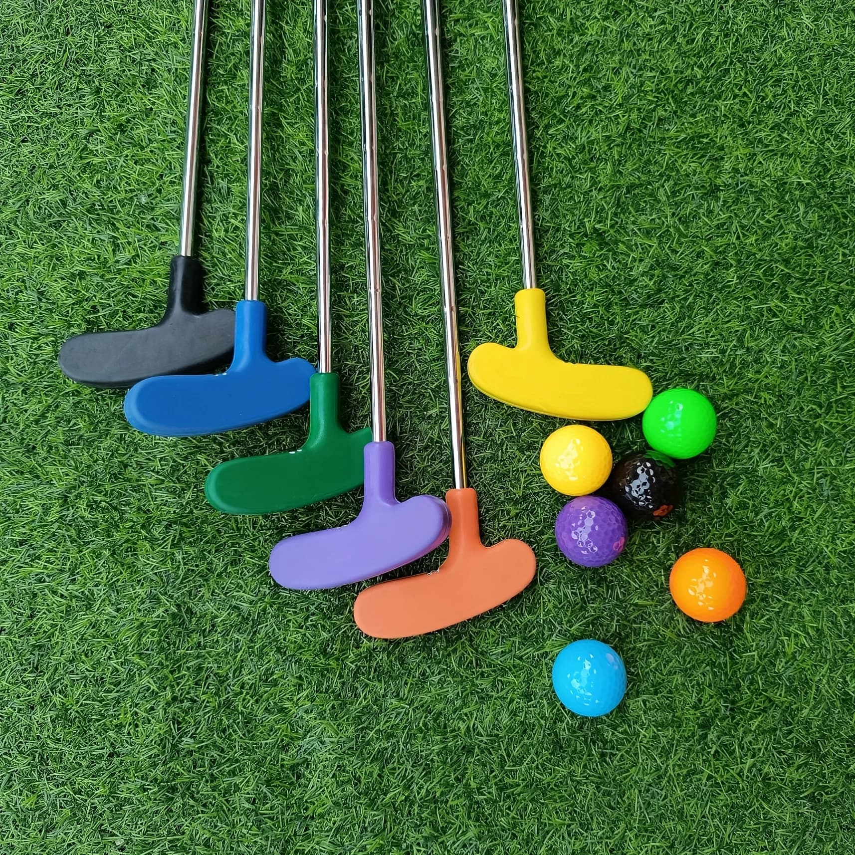 Putter da golf 6 pezzi 6 palline, mini putter da golf, putter da golf in gomma, materiali di alta qualità per putter per bambini, testa in gomma con lega di zinco