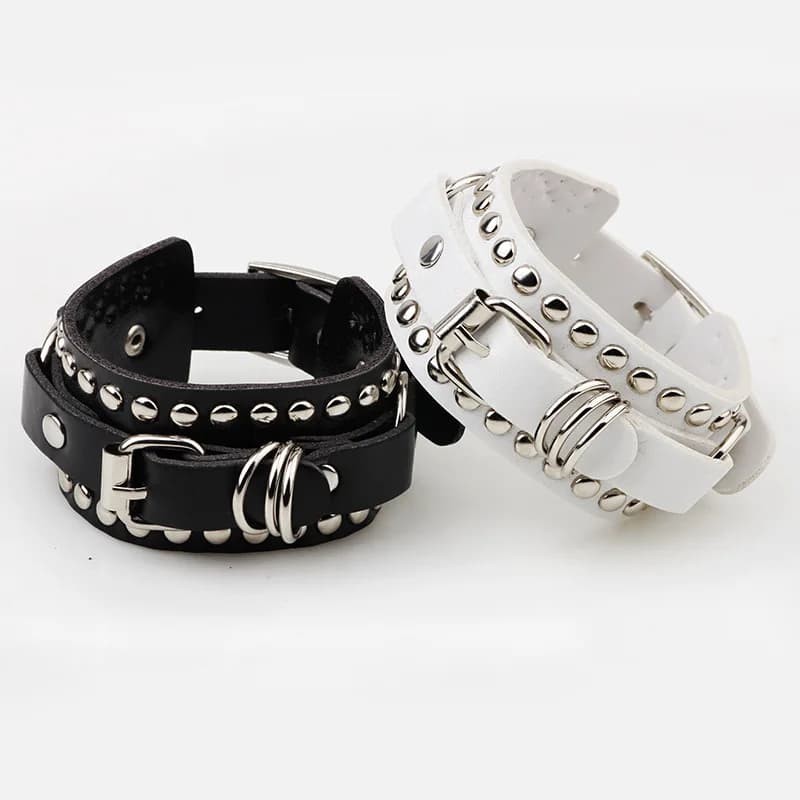 Goth Bracciale in pelle nera Bracciale Polsino Braccialetti punk gotici Donna Uomo Spikes Rivet Stud Braccialetti Cosplay Emo Gioielli unisex