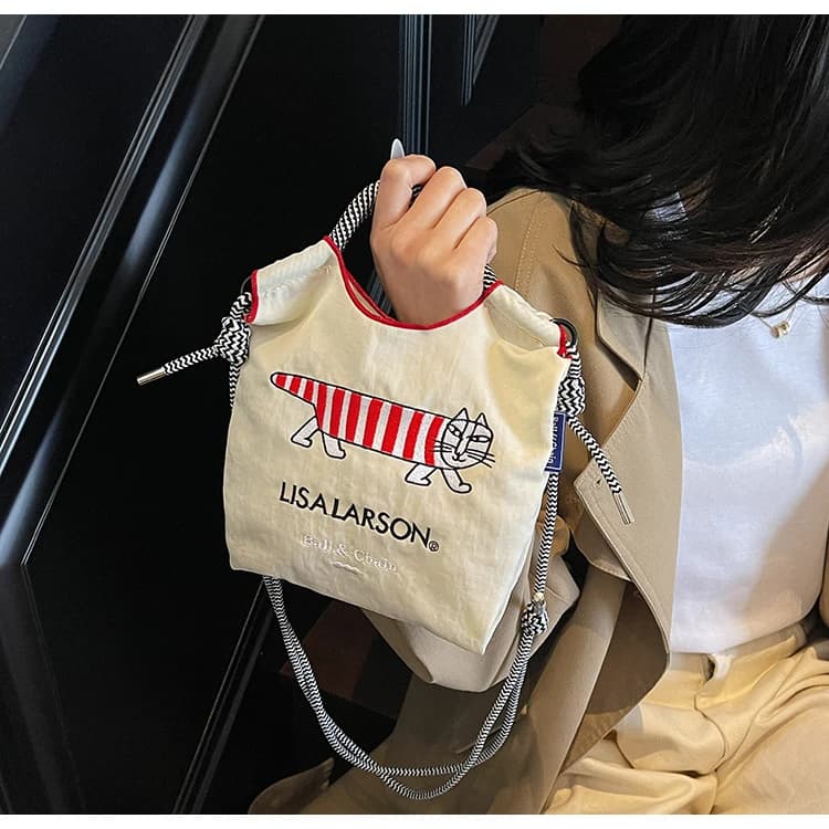Borsa in tela ricamata da donna; borsa a tracolla singola leggera per la primavera e l'estate; borsa a tracolla.