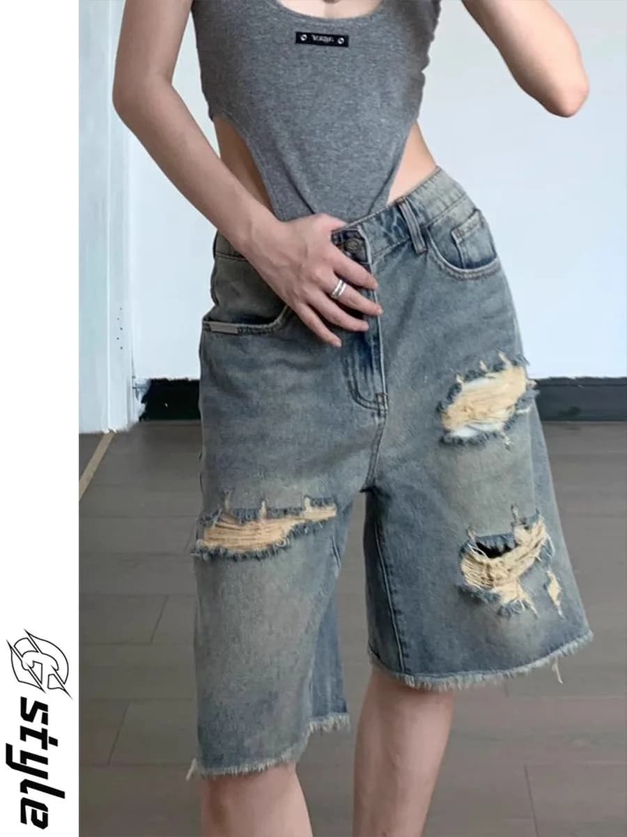 High Waist Straight Leg Denim Jeans Women's Summer Casual Loose Fit Hole Punch Five-Point Pants American Retro Versatile Jeans