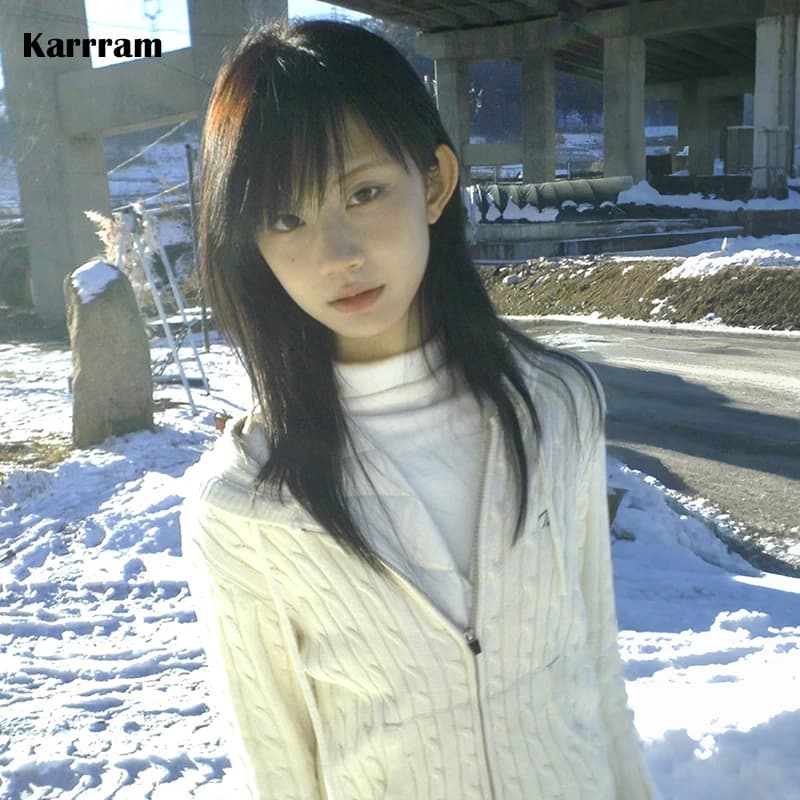 Karrram Cardigan con cappuccio bianco giapponese Y2k Giacca lavorata a maglia ricamata stile anni 2000 Maglieria vintage con cerniera Harajuku Americano anni '90