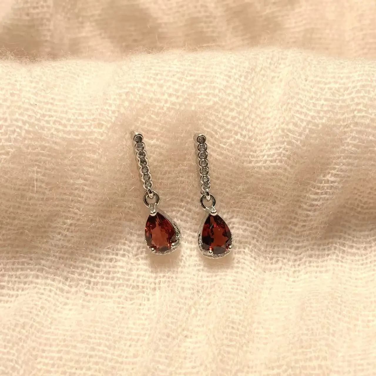 Natural Garnet 925 Sterling Silver Stud Earrings For Women Jewelry Gift Simple Jewelry CUTE Flower
